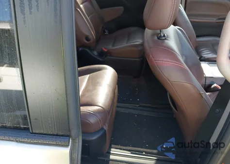 2015 Toyota Sienna Limited Premium 7 Passenger z USA, uszkodzony, nr VIN 5TDYK3DC0FS632909